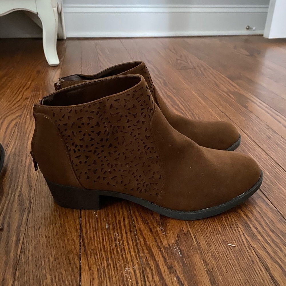 Never worn brown booties